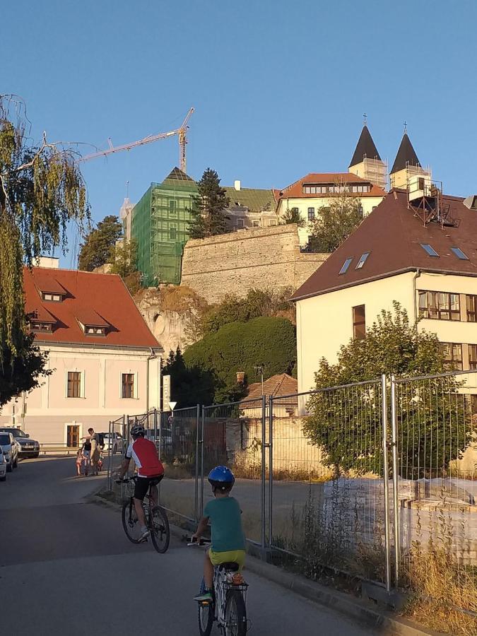 Galeria Villa Veszprém Buitenkant foto