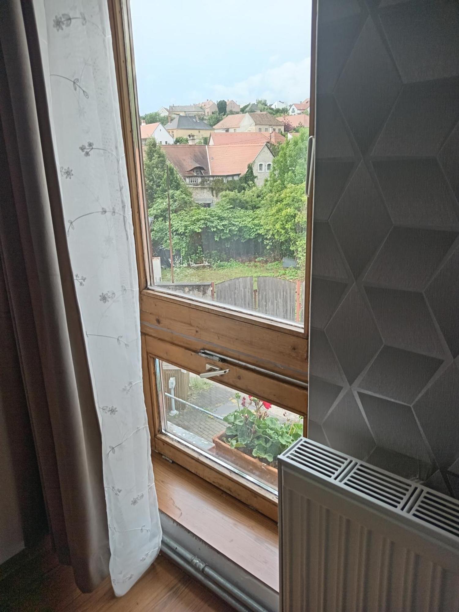 Galeria Villa Veszprém Buitenkant foto